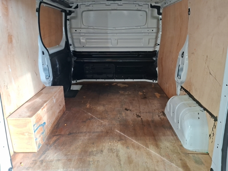 Renault Trafic Ll30 Blue Dci 130 Advance Safety Van White #18
