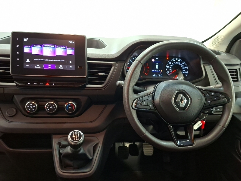 Renault Trafic Ll30 Blue Dci 130 Advance Safety Van White #8