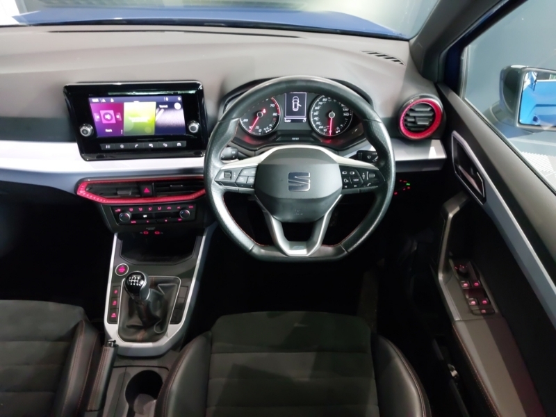 Seat Arona 1.0 Tsi 110 Fr Black #8