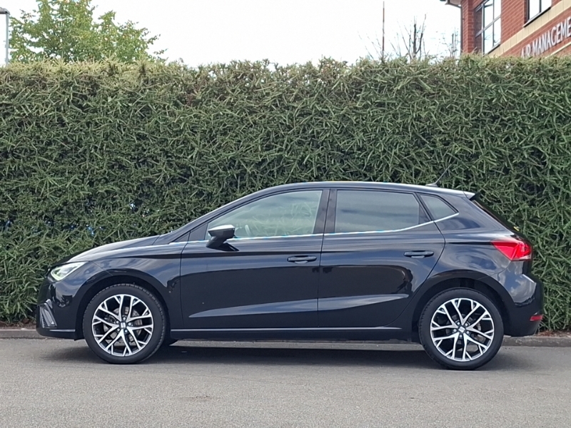 Seat Ibiza 1.0 Tsi 115 Xcellence Dsg Black #4