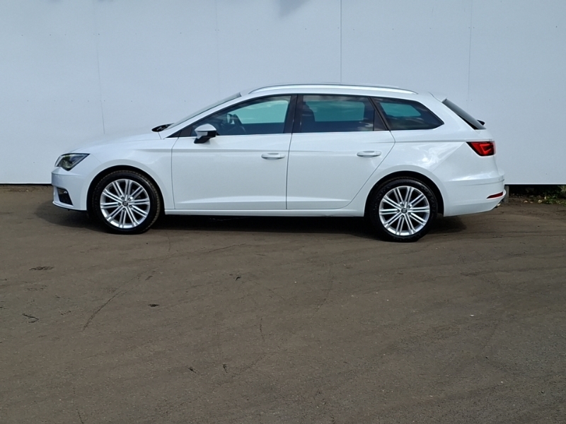Seat Leon 1.5 Tsi Evo 150 Xcellence Ez Dsg White #4