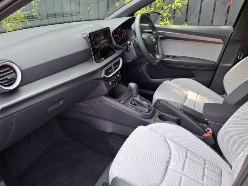 Seat Ibiza 1.0 Tsi 115 Fr Sport Dsg Black #5