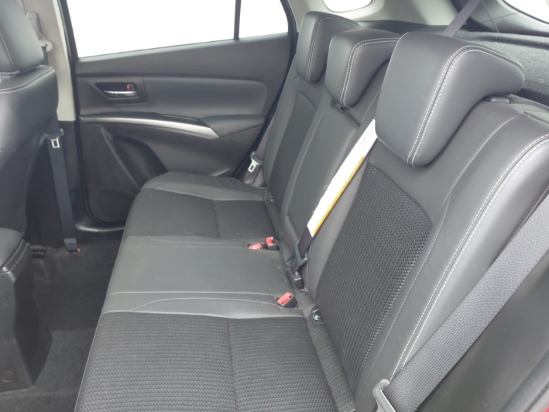 Suzuki S Cross 1.5 Hybrid Ultra Allgrip Ags Red #6