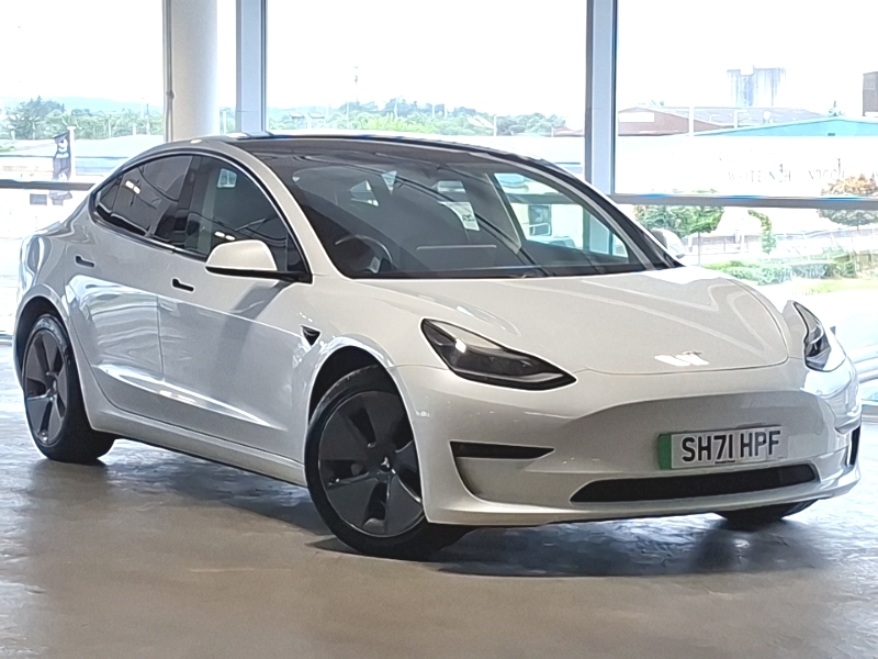 Tesla Model 3 Long Range Awd White