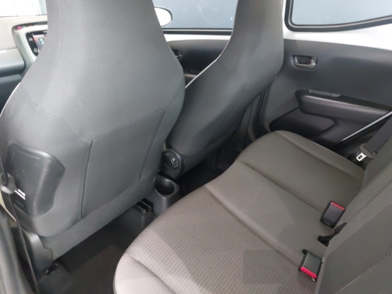 Toyota Aygo 1.0 Vvt-i X-play Tss Silver #6