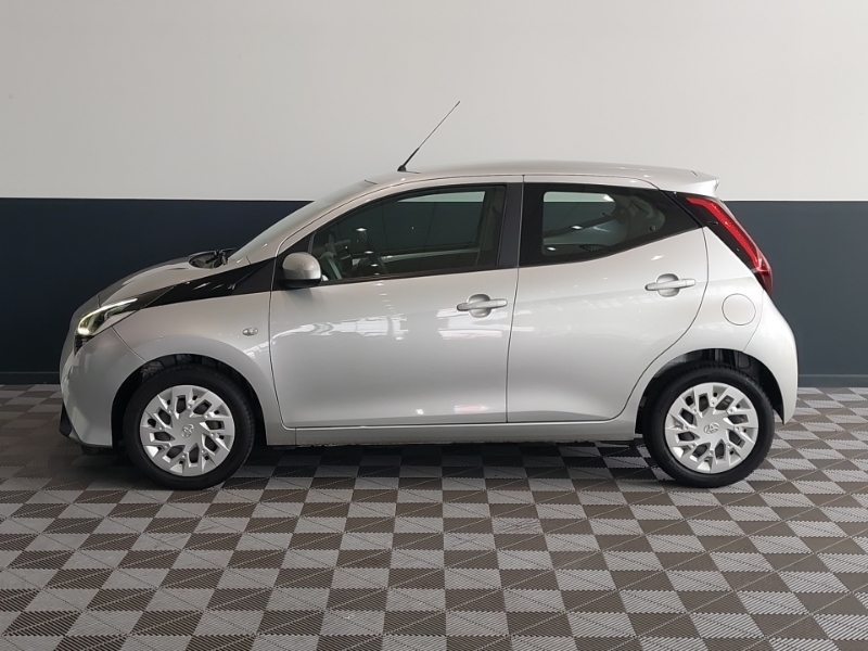Toyota Aygo 1.0 Vvt-i X-play Tss Silver #4