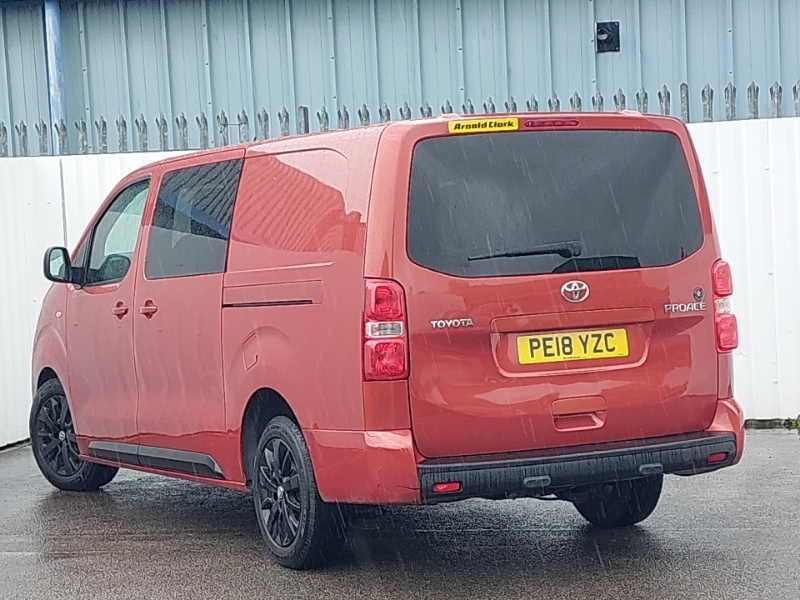 Toyota PROACE 2.0D 120 Comfort Crew Van Orange #2