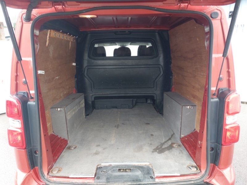 Toyota PROACE 1.6D Comfort Medium Black #17