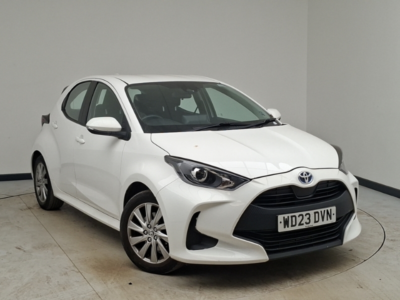 Toyota Yaris 1.5 Hybrid Icon Cvt White