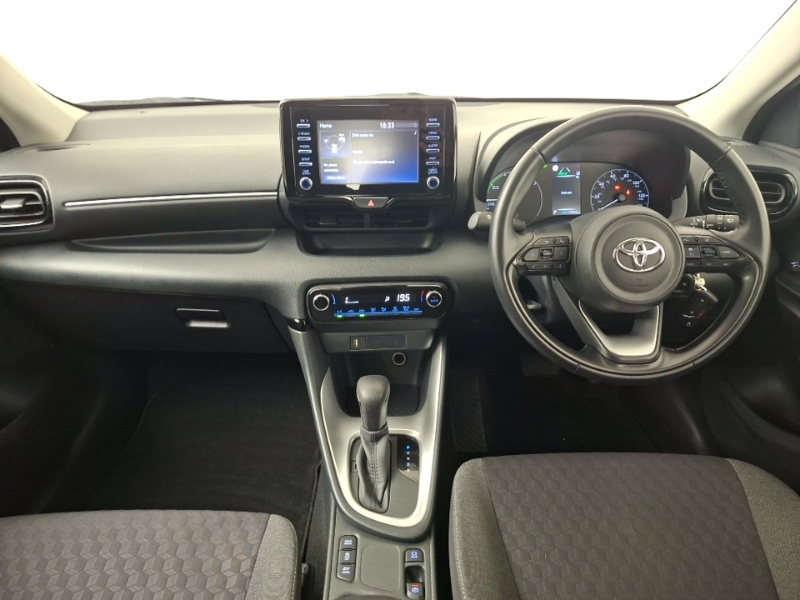 Toyota Yaris 1.5 Hybrid Icon Cvt WD23DVN White #3