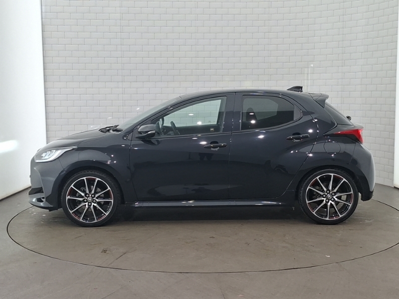 Toyota Yaris 1.5 Hybrid Gr Sport Cvt Black #4