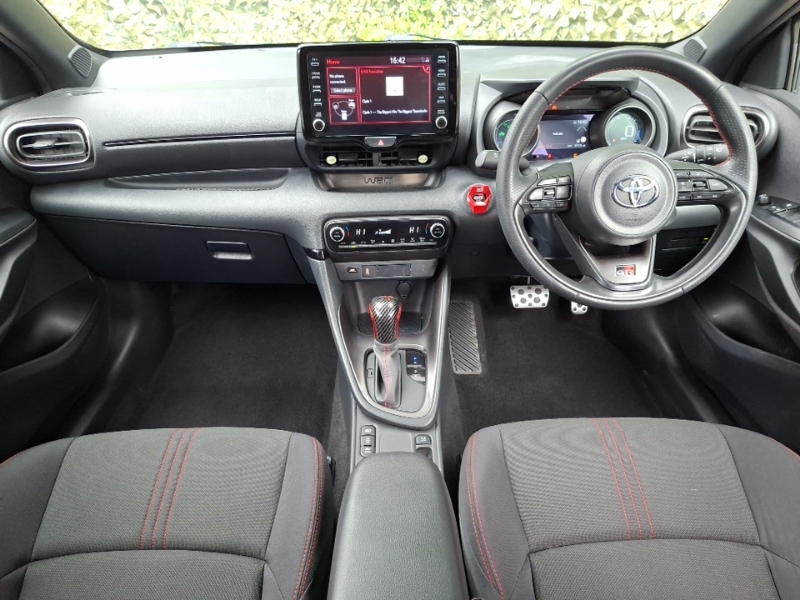 Toyota Yaris 1.5 Hybrid Gr Sport Cvt HN73ECA White #3