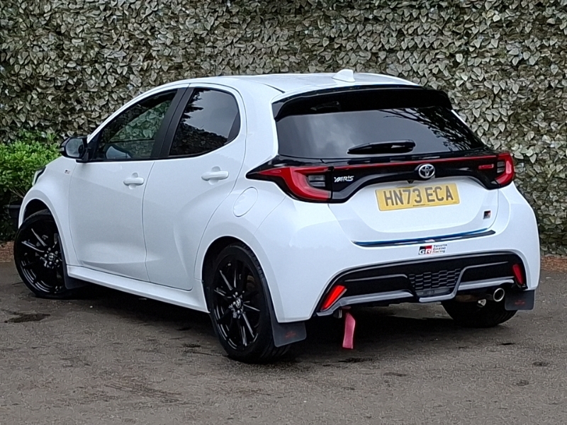 Toyota Yaris 1.5 Hybrid Gr Sport Cvt HN73ECA White #2