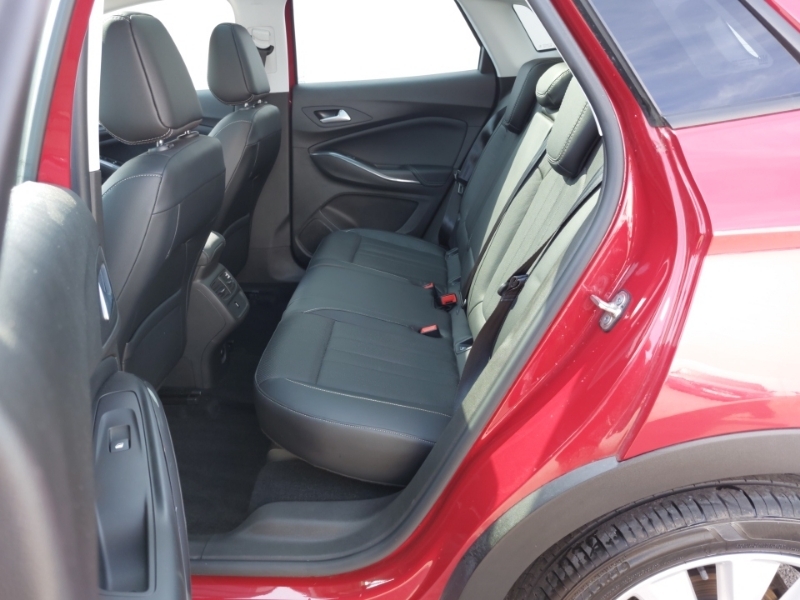 Vauxhall Grandland X 1.2 Turbo Elite Nav Red #6