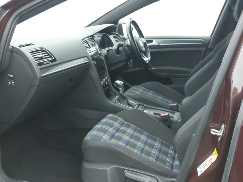 Volkswagen Golf 1.4 Tsi Gte Advance Dsg NG18HRW Black #5