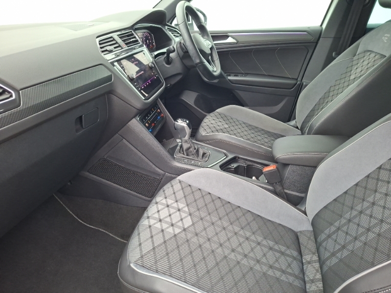 Volkswagen Tiguan 2.0 Tdi R-line Dsg MT72YCP White #5