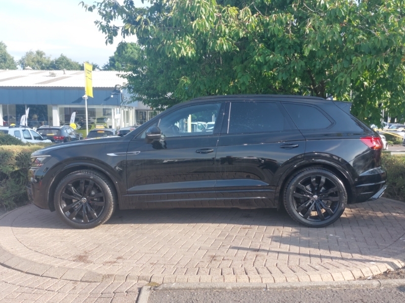 Volkswagen Touareg 3.0 V6 Tdi 4Motion Black Edition Tip Black #4