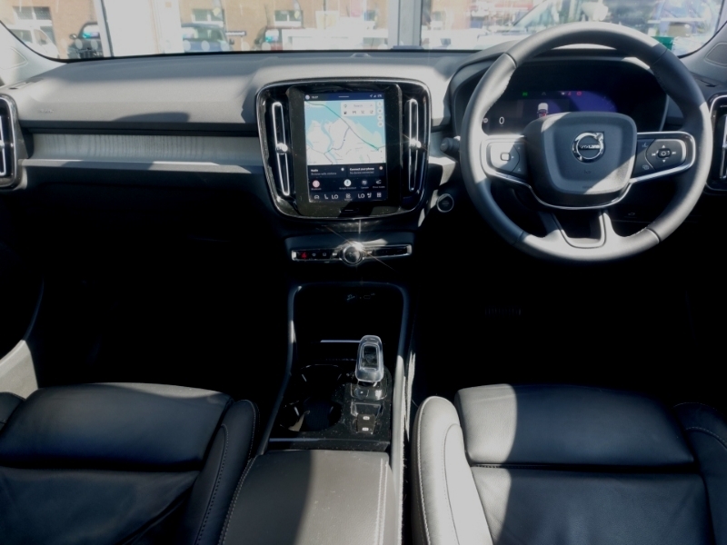 Volvo XC40 2.0 B3p Plus Dark Blue #3