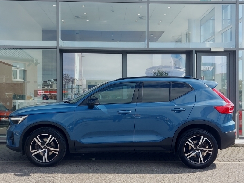 Volvo XC40 2.0 B3p Plus Dark Blue #4