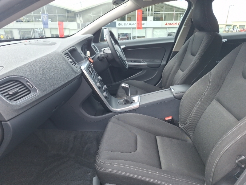 Volvo S60 D2 120 Business Edition Black #5