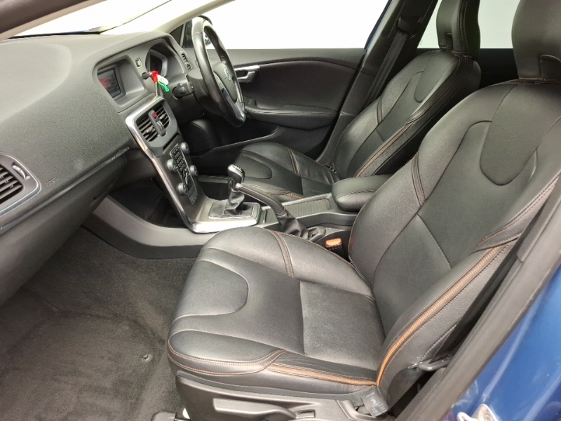 Volvo V40 Cross Country D2 Cross Country Lux Nav Blue #5