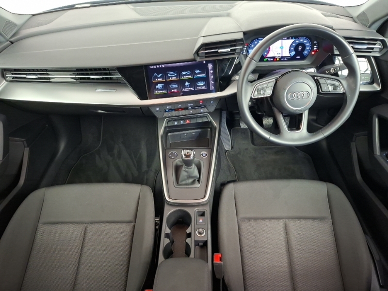 Audi A3 30 Tfsi Technik Black #4