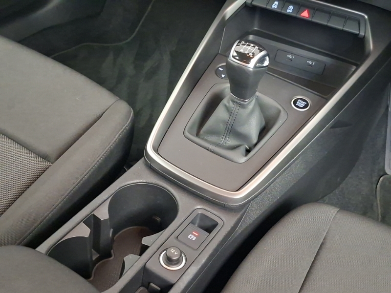 Audi A3 35 Tfsi S Line S Tronic Black #10