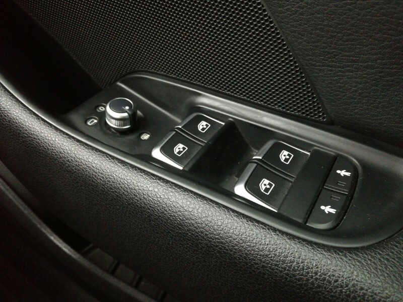 Audi A3 Sportback Tfsi Sport Red #15