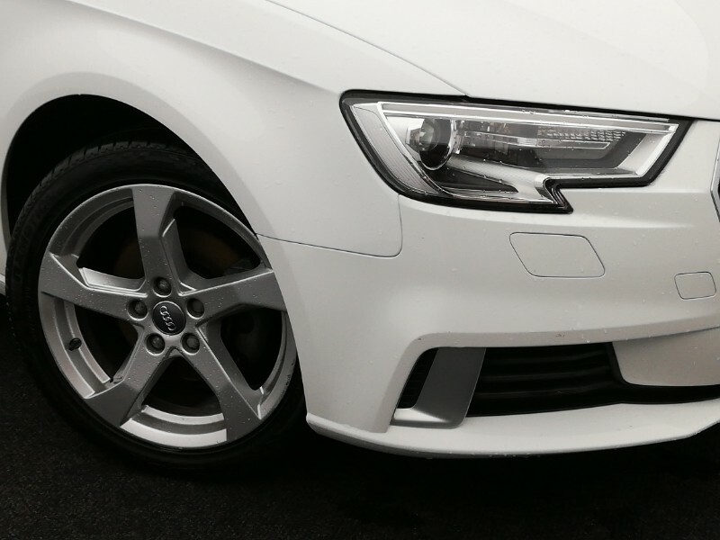 Audi A3 Sportback Tfsi Sport Red #9