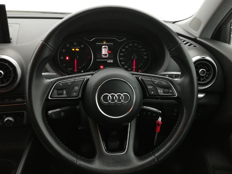 Audi A3 Sportback Tfsi Sport Red #11