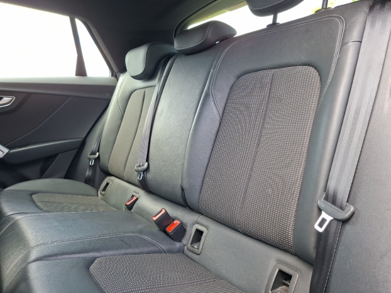 Audi Q2 35 Tfsi S Line S Tronic Black #6