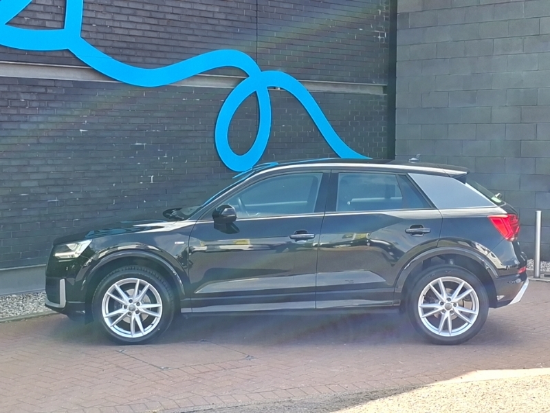 Audi Q2 30 Tdi S Line Black #4