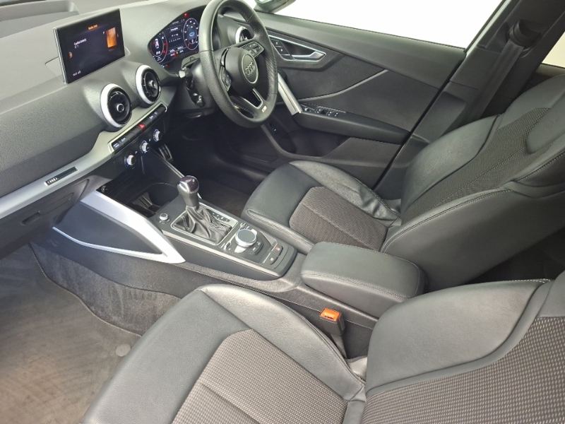 Audi Q2 35 Tfsi S Line S Tronic White #5