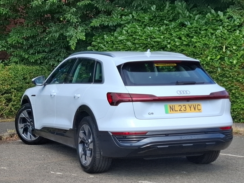 Audi Q8 e tron 250Kw 50 Quattro 95Kwh Sport White #2
