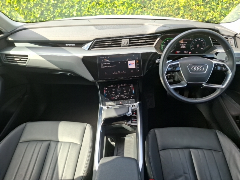 Audi Q8 e tron 250Kw 50 Quattro 95Kwh Sport White #3