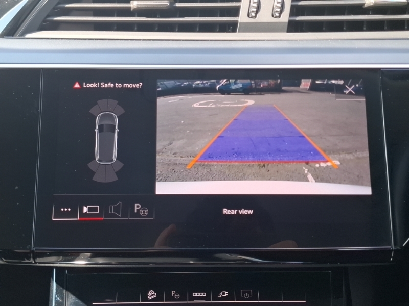 Audi Q8 e tron 55 Launch Edition Suv Quattro 11 Grey #9