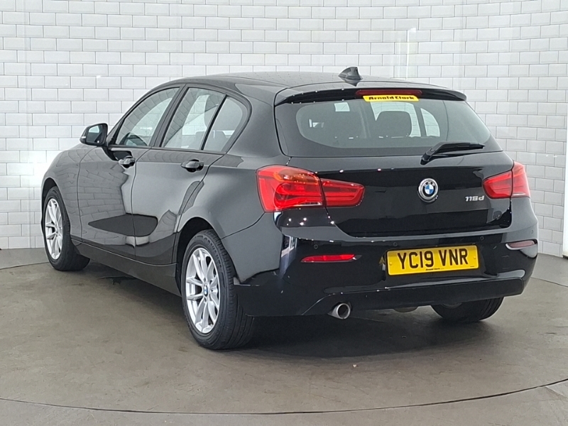 BMW 1 Series 116D Se Business Navservotronic Black #2