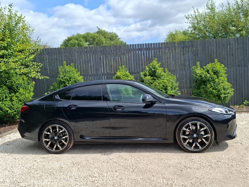 BMW 2 Series 220 M Sport Step Black #3