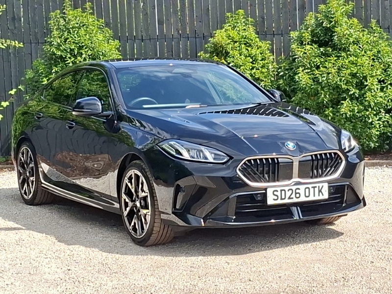 BMW 2 Series 220 M Sport Step Black