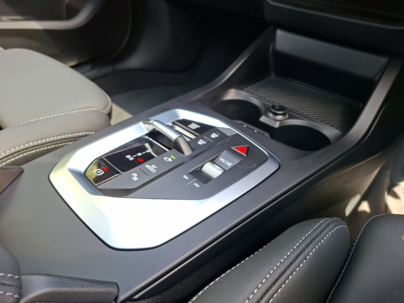 BMW 2 Series 220I M Sport Step White #10