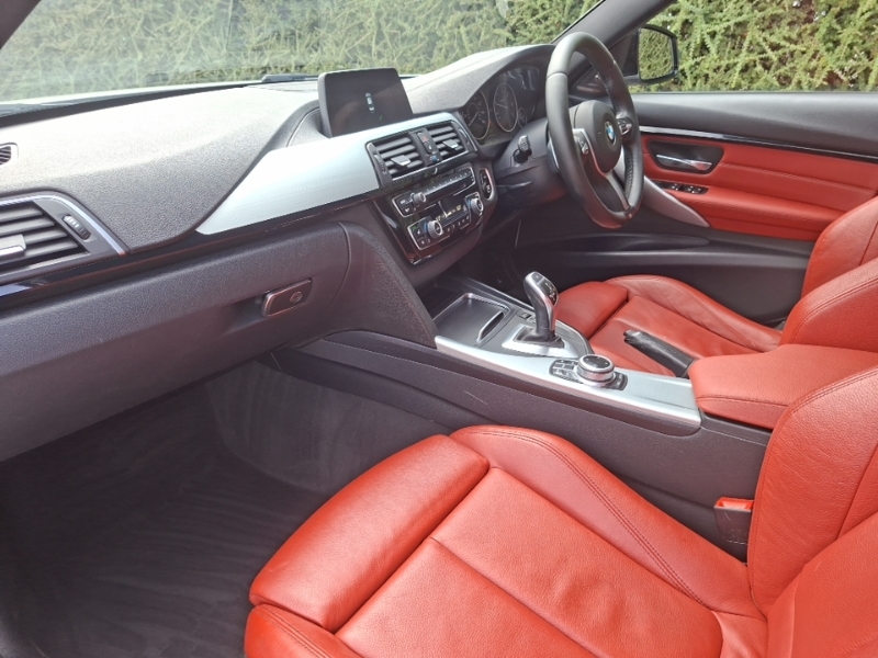 BMW 3 Series 320D M Sport Shadow Edition Step White #5