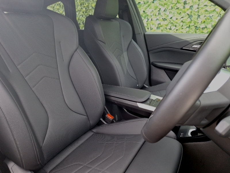 BMW iX1 150Kw Edrive20 Shadow Edition 65Kwh Blue #11