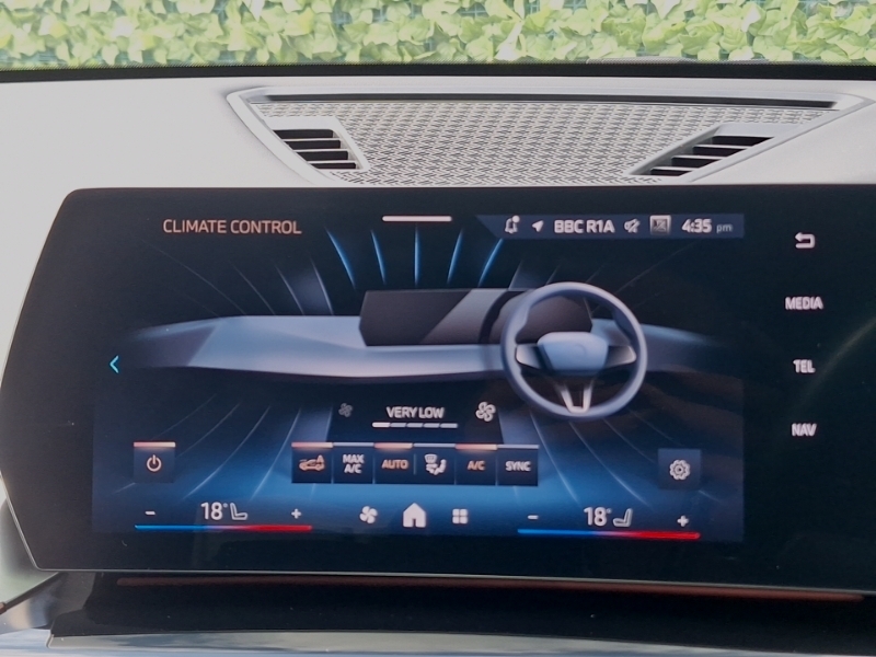 BMW iX1 150Kw Edrive20 Shadow Edition 65Kwh Blue #19