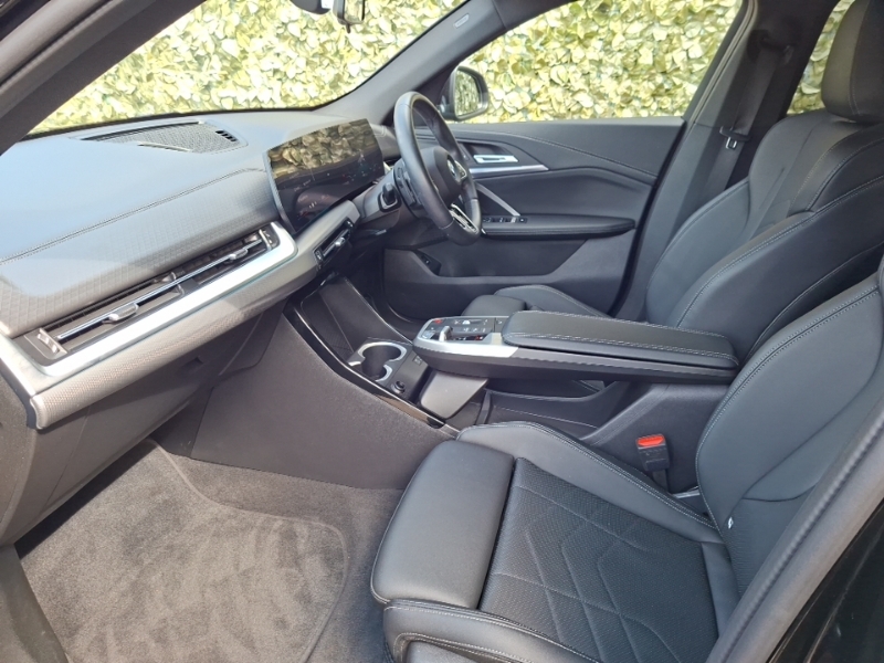 BMW iX2 150Kw Edrive20 M Sport 65Kwh Black #5