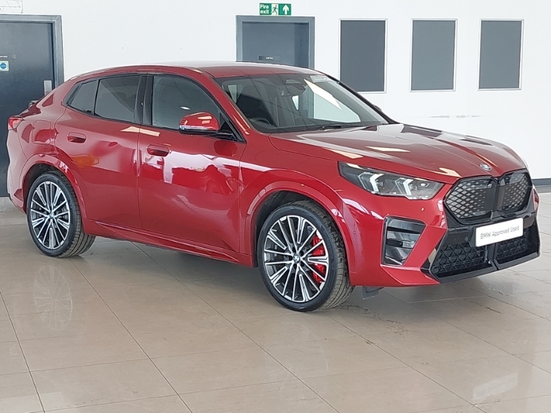 BMW iX2 150Kw Edrive20 Shadow Edition 65Kwh Red