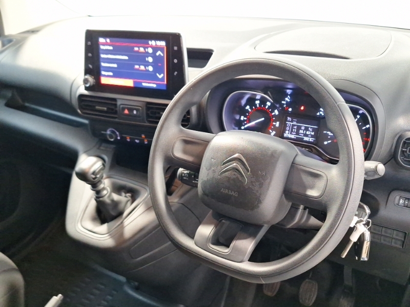 Citroen Berlingo Diesel White #8