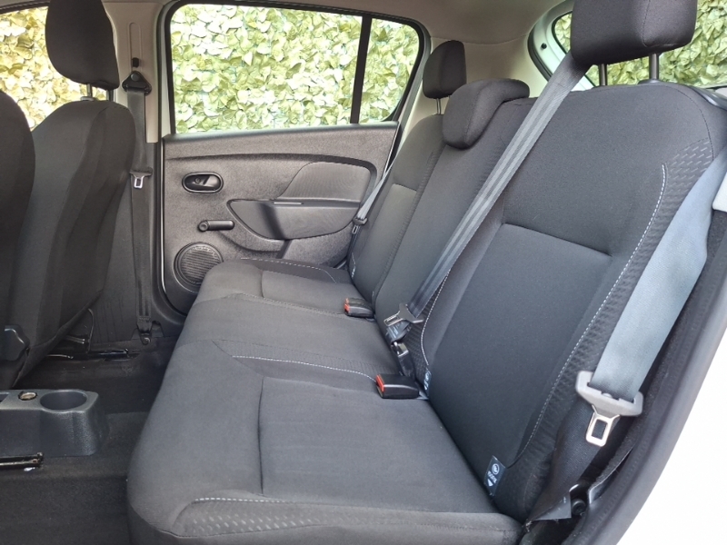 Dacia Sandero 0.9 Tce Essential White #6