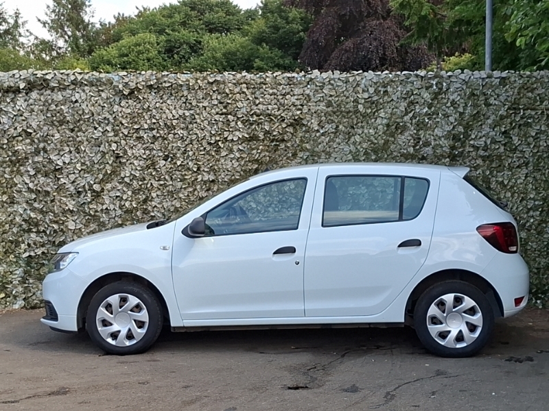 Dacia Sandero 0.9 Tce Essential White #4