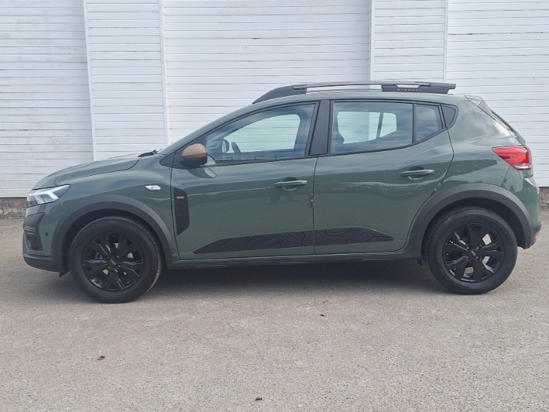 Dacia Sandero Stepway 1.0 Tce Extreme Cvt Green #4