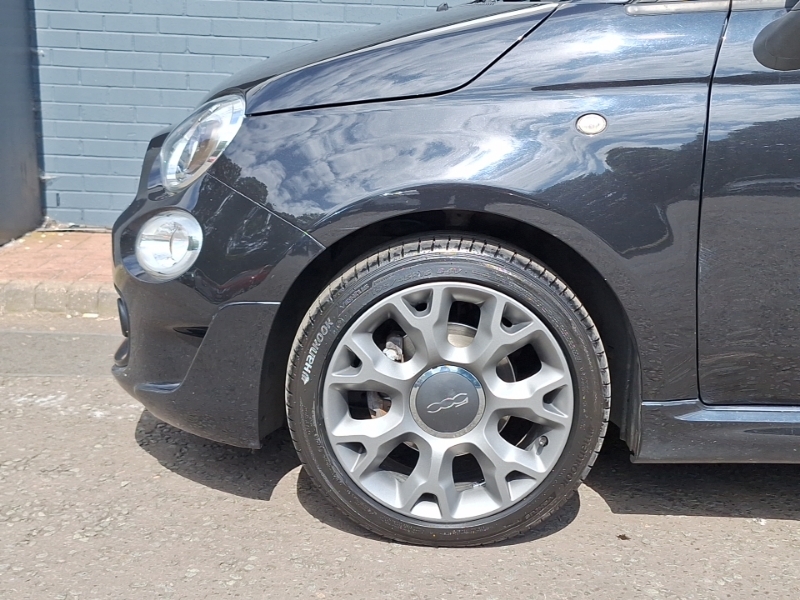 Fiat 500 Lounge Black #19